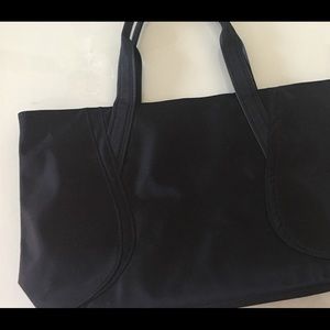 lululemon Out Of Range Tote 20L EUC